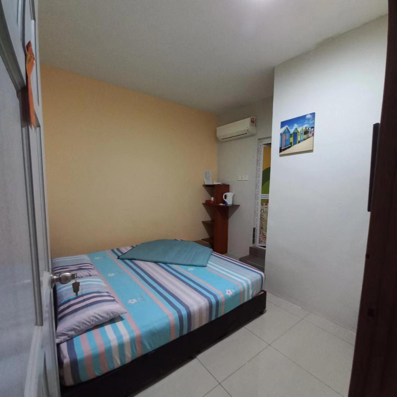 Happy Homestay Lukut بورت ديكسون المظهر الخارجي الصورة